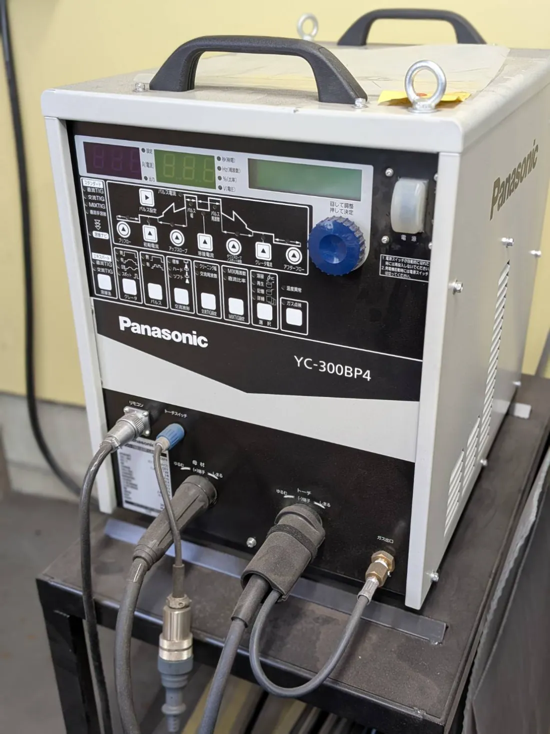 TIG溶接機 YC-300BP4（交直両用）